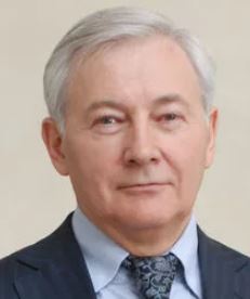 Карликанов, Юрий Раифович